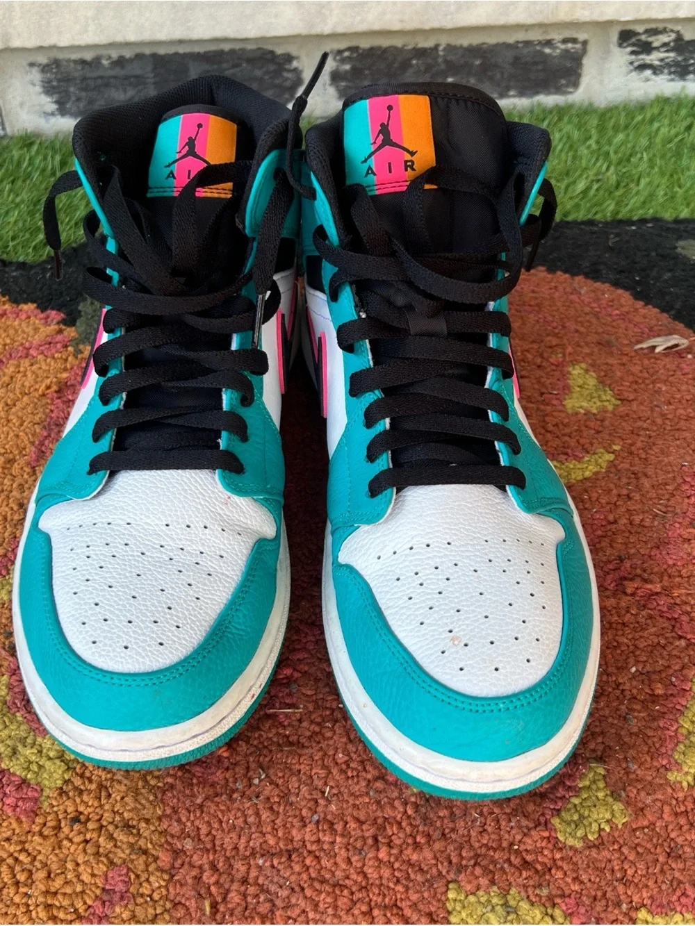 Air Jordan 1 Mid SE 'South Beach' 2018 Men’s Size 11
